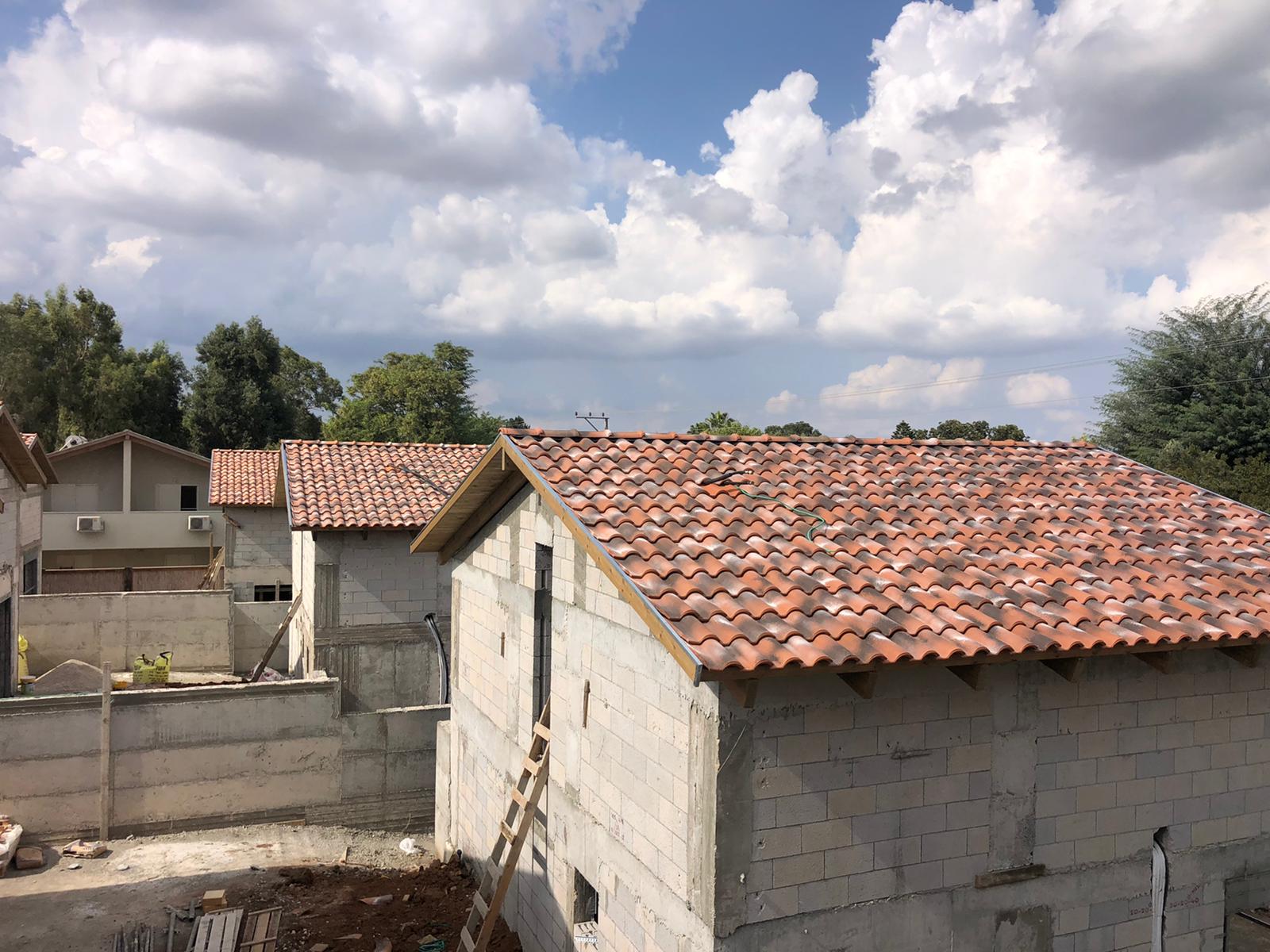 רעף חרס פורטוגזי ניאו-קלאסי |  טוגננה מסורת שזוהרת למרחקים